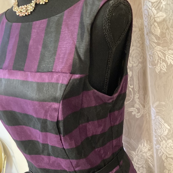 EUC Danny & Nicole Dress - Picture 6 of 11